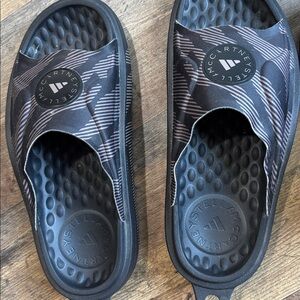 Stella McCartney x Adidas pool slides